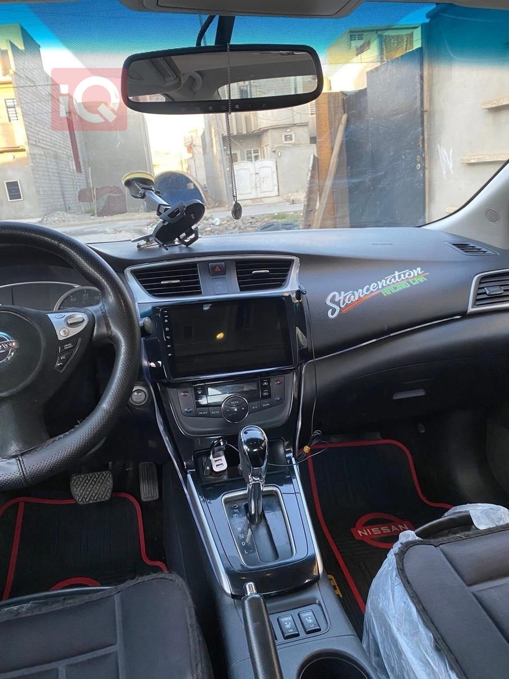 نیسان سێنترا